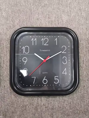 RELOJ TIMESONIC MURAL CUADRADO 903 DIAL NEGRO ESFERA NEGRO